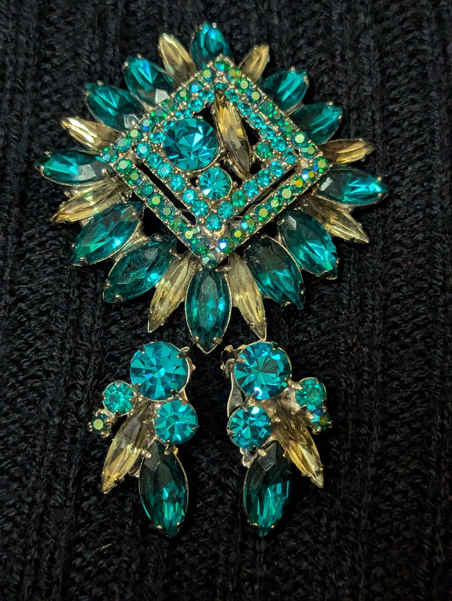 Antique broach & clip on earring set