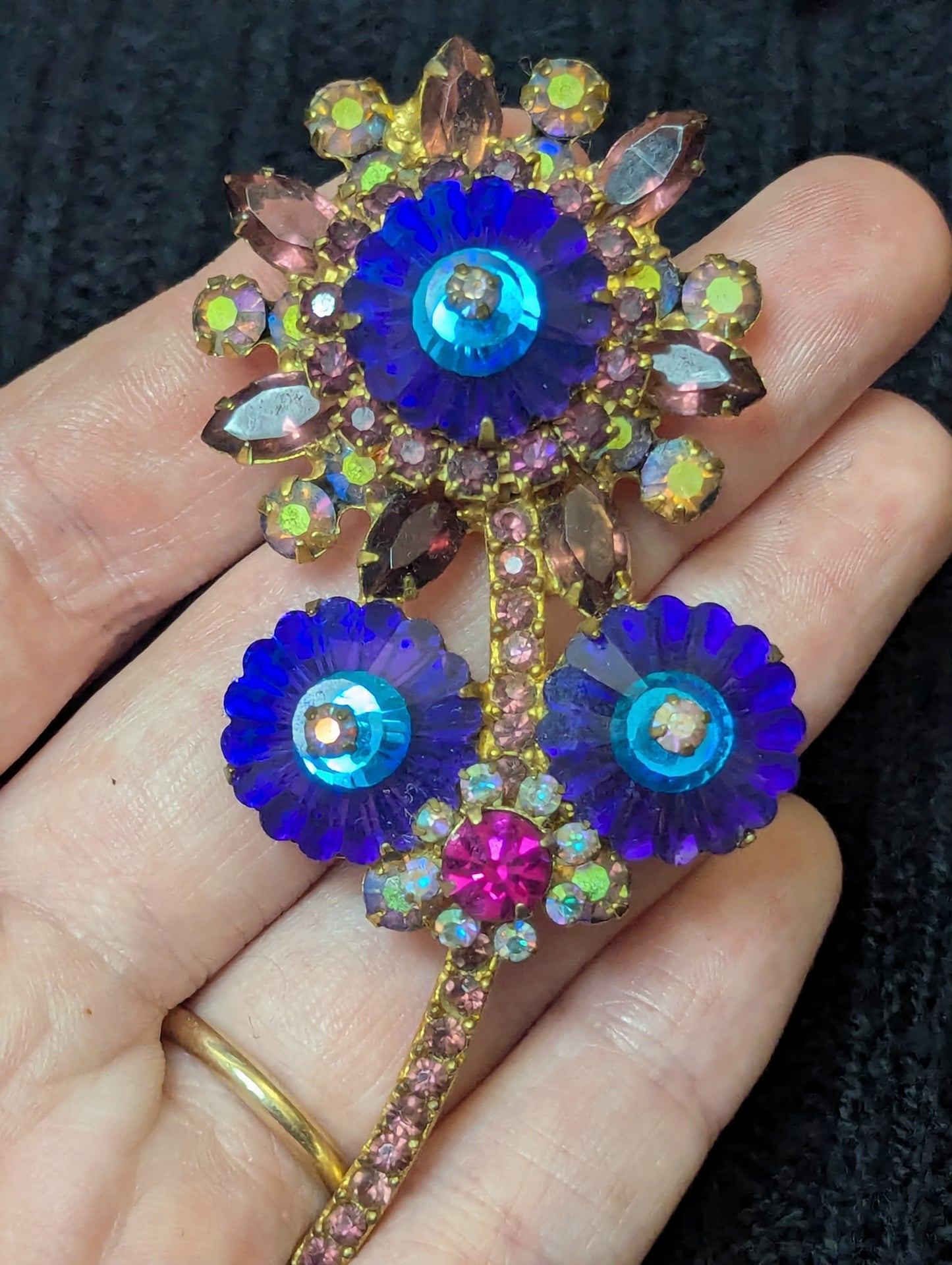 Antique flower broach pin 1