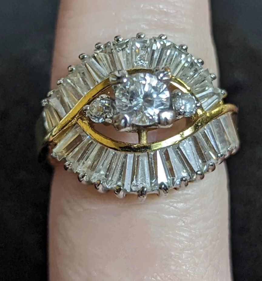 EDCO Stamped Cocktail Ring Size: 7 (Pre-owned)