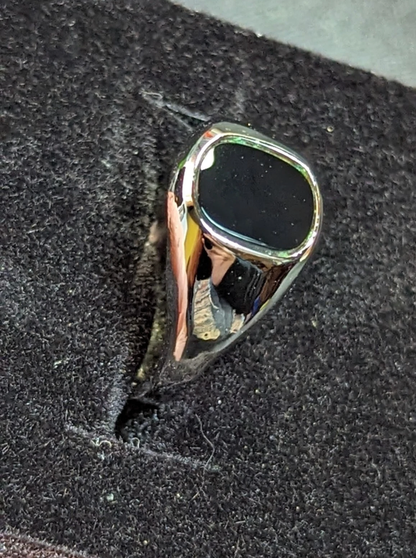 14kt G.E Unclad Onyx Ring 3 