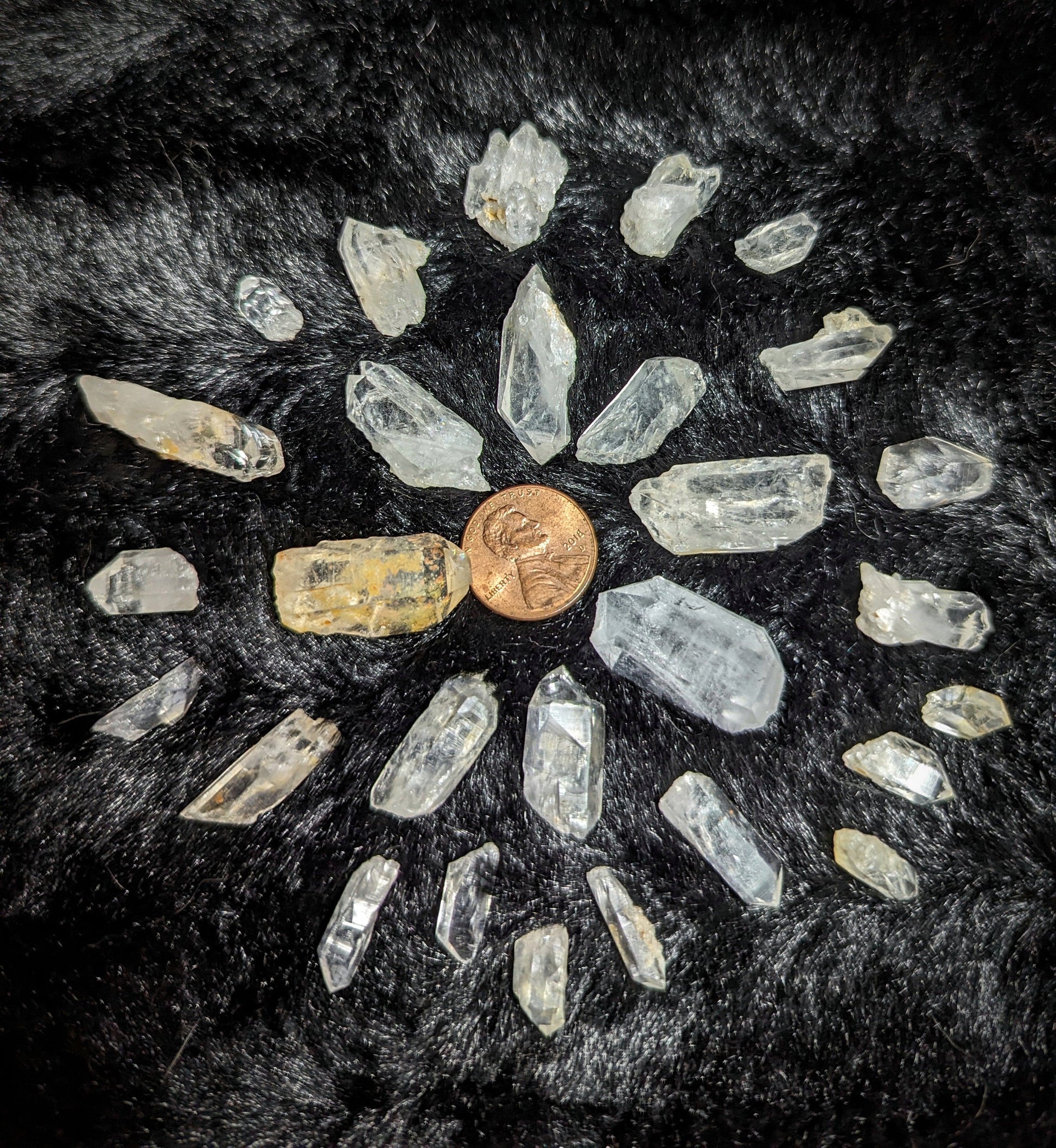 EsotericMineralsnCrystals Lot of small Quartz Crystals between 25 to 30 Lot 1