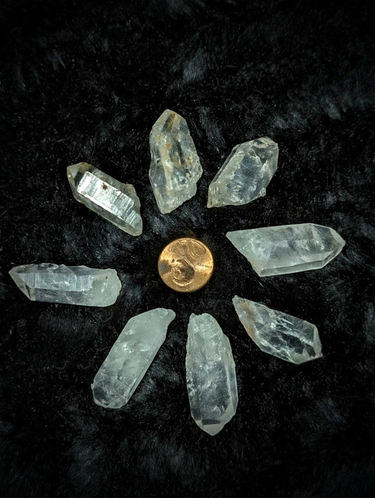 EsotericMineralsnCrystals Lot of 8 natural quartz crystals