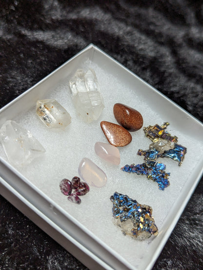 EsotericMineralsnCrystals Assorted crystals & minerals gift box (lot of 16)